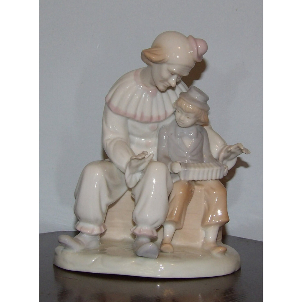 Vintage Paul Sebastian Clown with Boy and Accordion 1980's - Picture 7 of 7